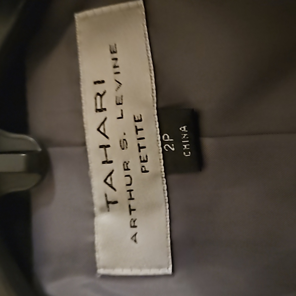 Tahari black blazer 2P